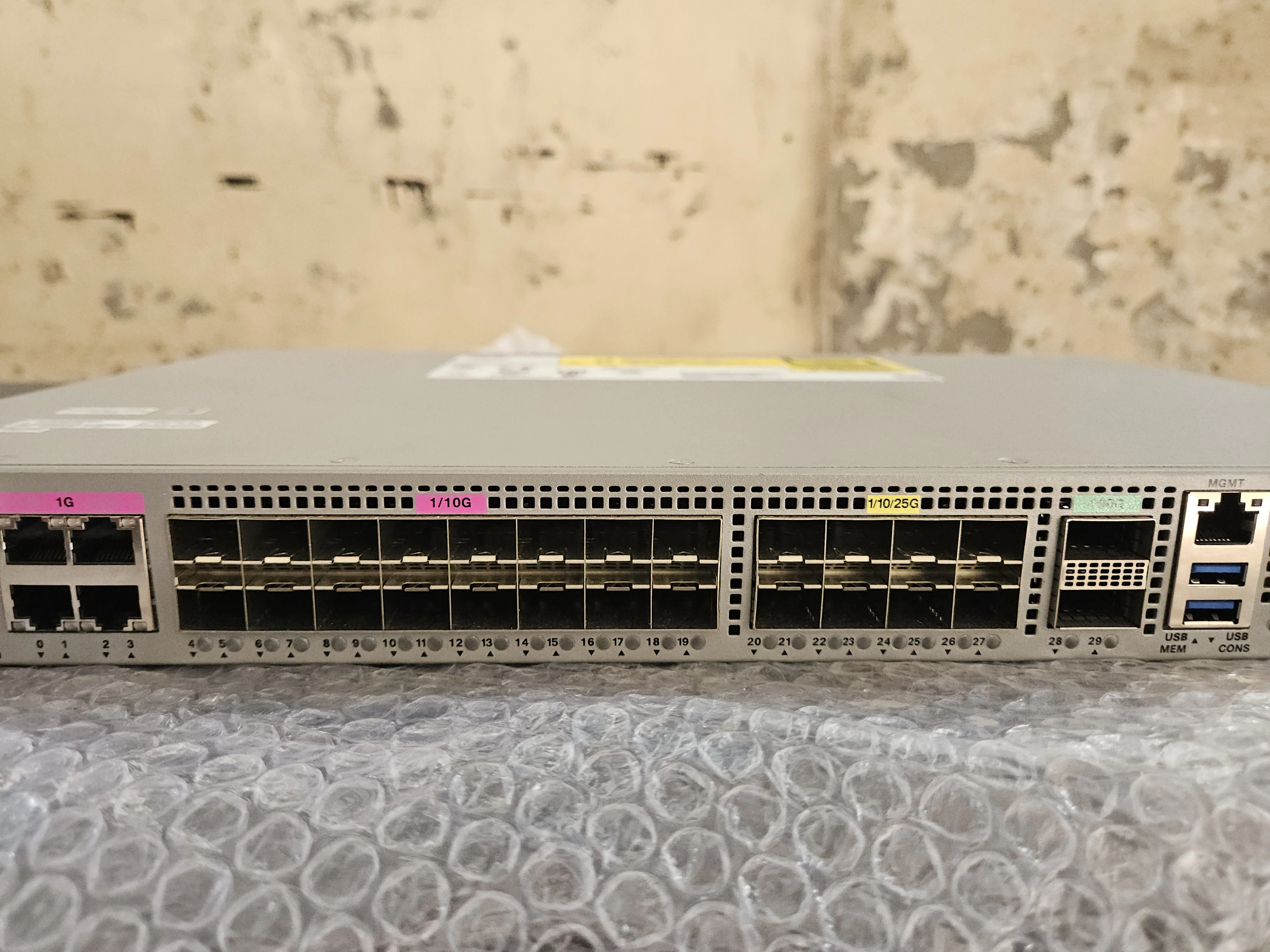 Cisco N540X-16Z4G8Q2C-D Router thumbnail 5