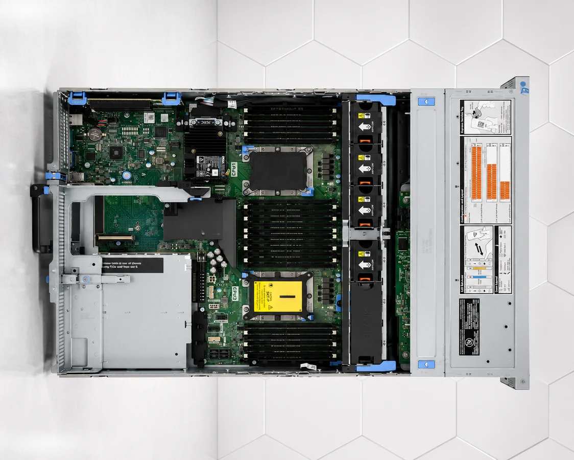 Dell PowerEdge R740 2U Rack Server thumbnail 2