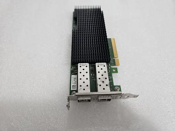 Intel Ethernet XXV710-DA2 Dual-Port 25GbE SFP28 Network Adapter thumbnail 2