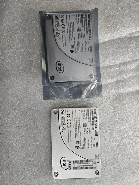 Intel SSD DC S4500 Series 240GB SATA Enterprise SSD
