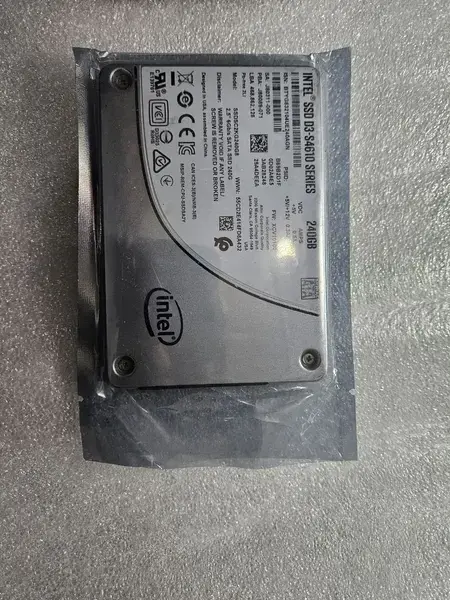 Intel SSD DC S4500 Series 240GB SATA Enterprise SSD