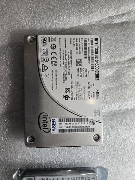 Intel SSD DC S4500 Series 240GB SATA Enterprise SSD